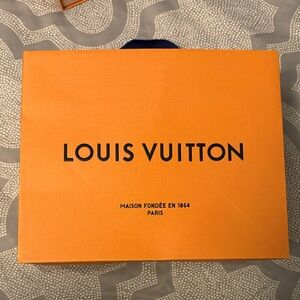 Louis Vuitton Signature Orange shopping bag & small Box for glasses ect..